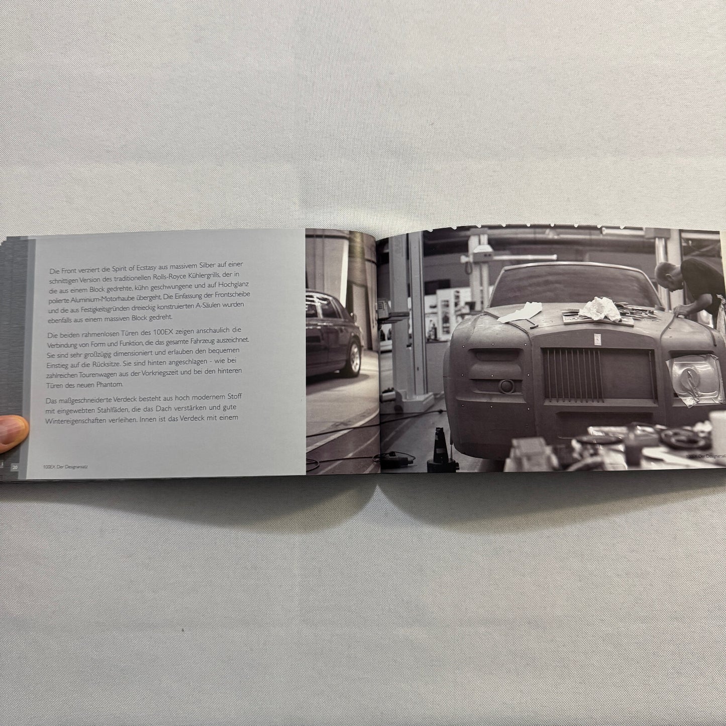 Rolls Royce 100EX Convertible Concept Car Press Kit Photo CD Hardbound German