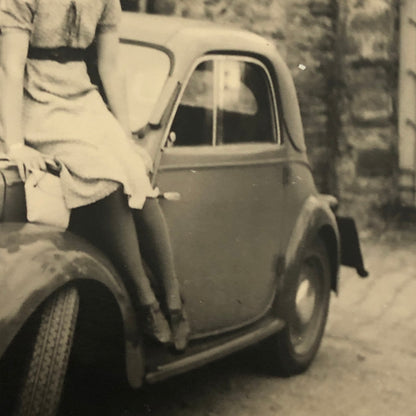 Vintage Photo Photograph Woman with Classic Car Tag AL22SM2