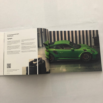 Porsche 911 GT3 RS Sales Brochure Catalog Hardbound Book Porsche GT3RS GERMAN