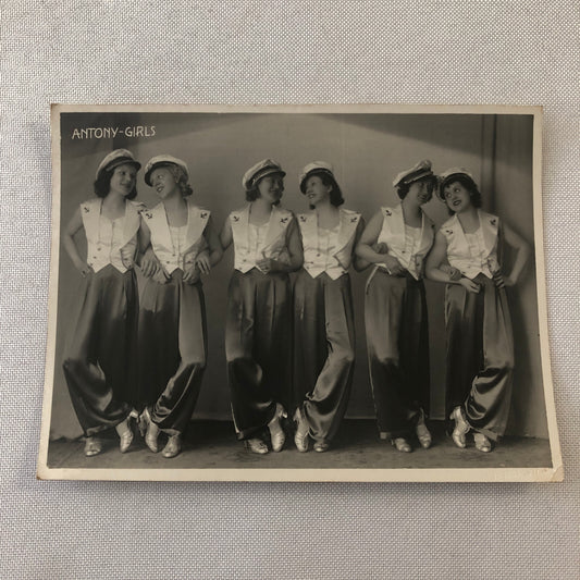 Circus Performers Dancers Comedy Photo Photograph Antony Girls