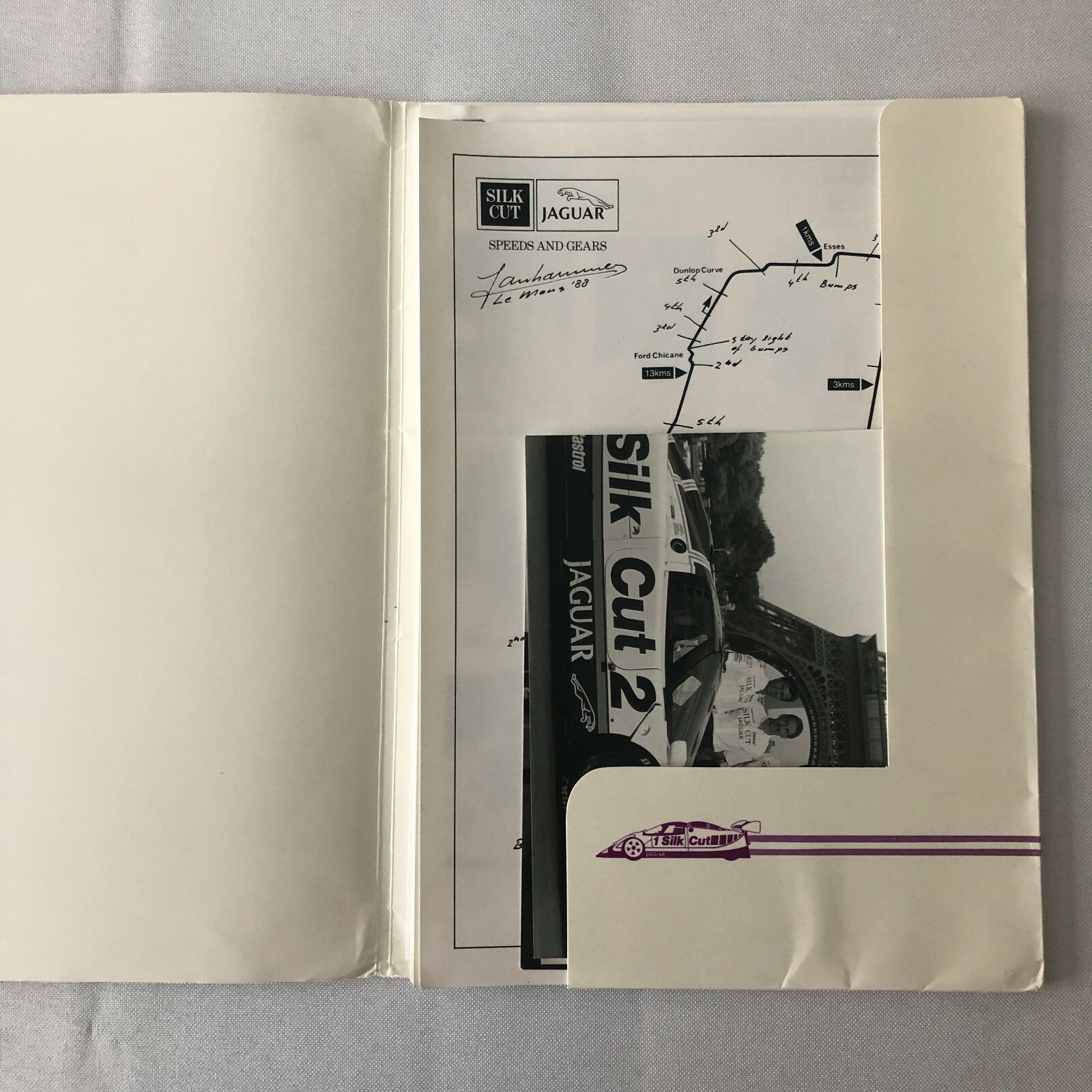 1989 Jaguar Silk Cut Racing Car Team Press Kit Photos + FRENCH LANGUAGE
