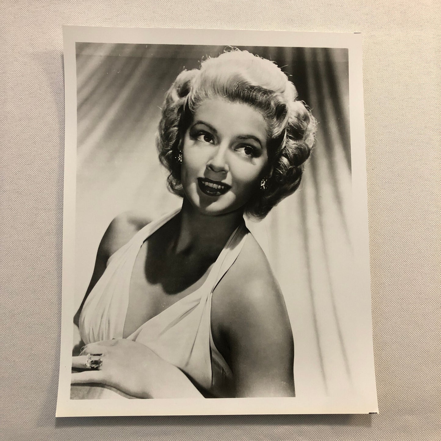 Actress Photo Photograph Vintage Image Modern Print Beautiful Lana Turner ?