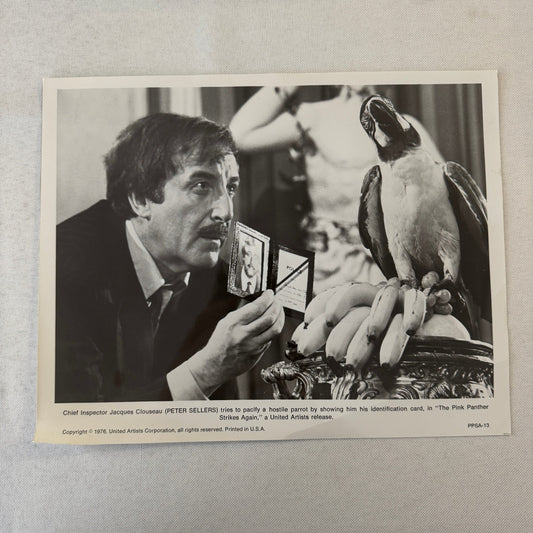 The Pink Panther Strikes Again Peter Sellers Inspector Clouseau Press Photo 1976