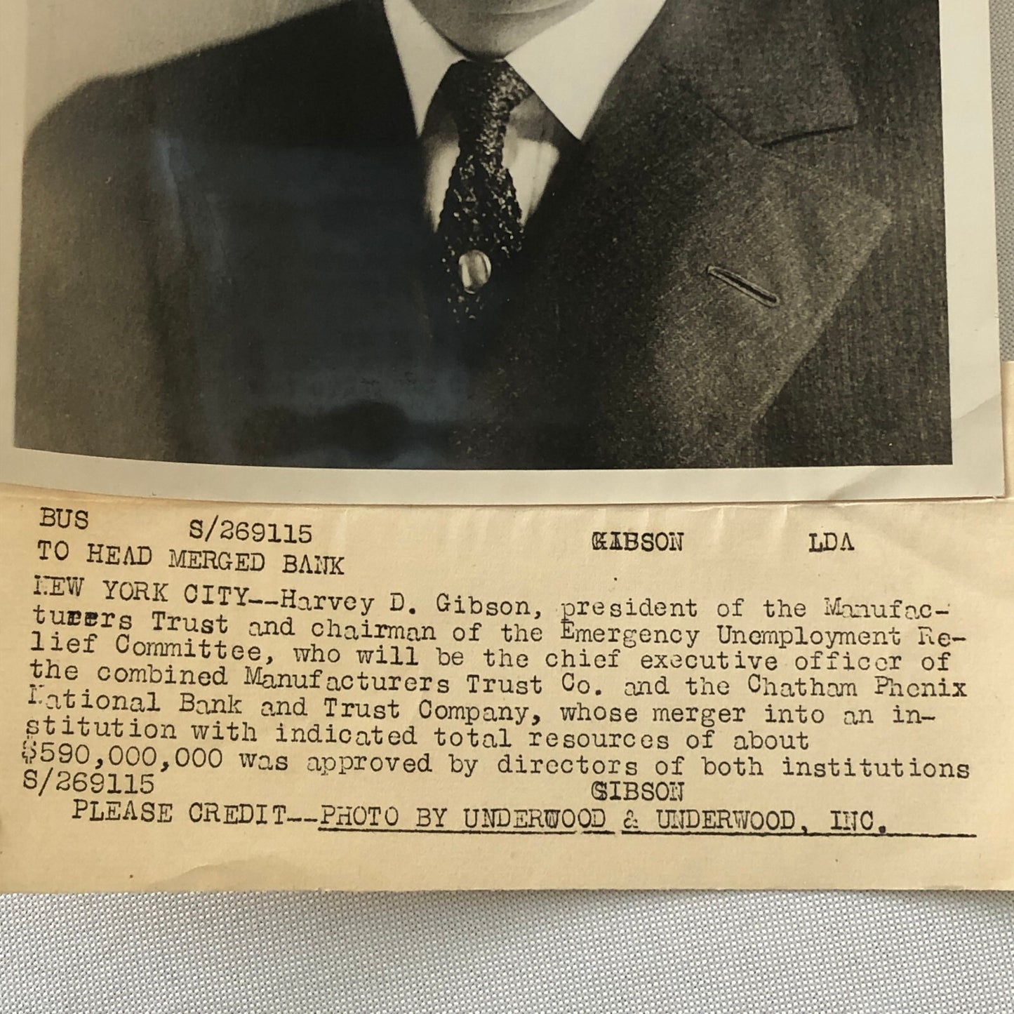 Press Photo Photograph Banker Banking Executive Manufacturers Trust Merger