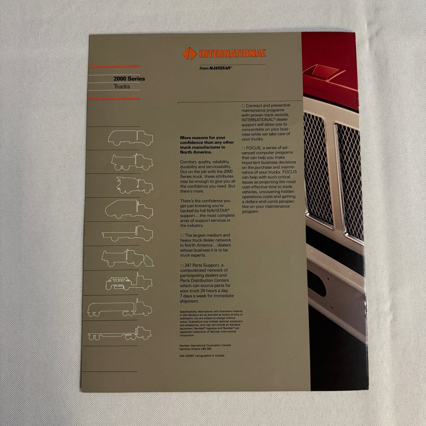 International Truck 2000 Series Sales Brochure Catalog Advertising