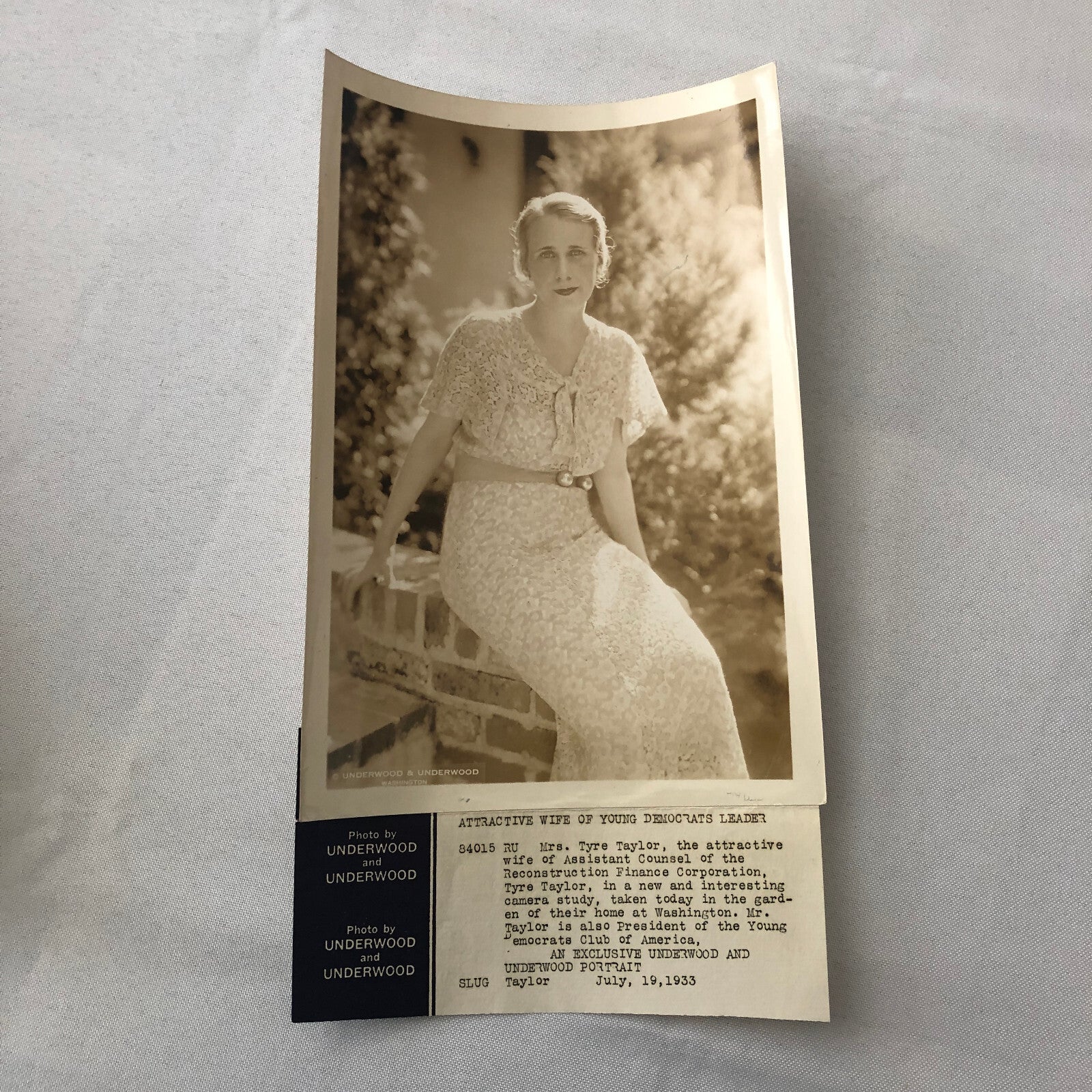 Press Photo Photograph Society Woman Mrs Tyre Taylor 1933 Reconstruction Finance