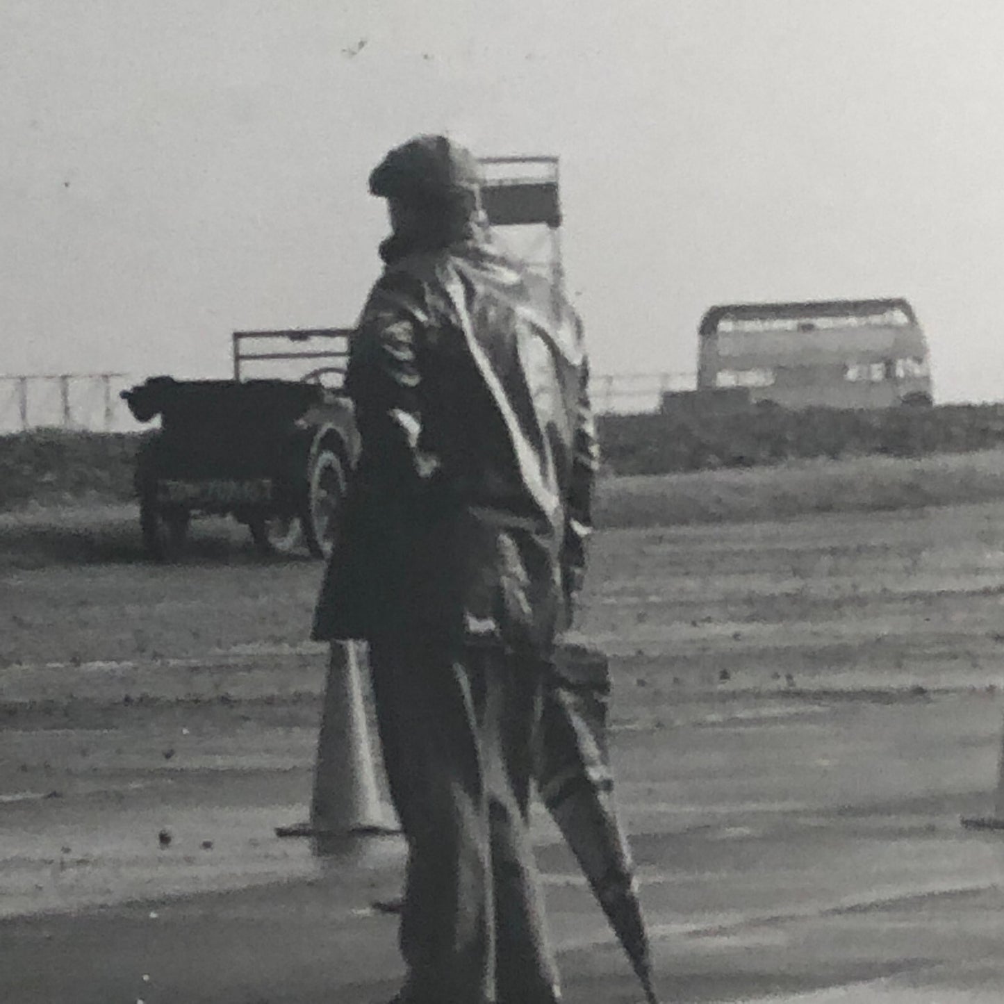 Vintage Antique Car Rally Photo Photograph Print - Guy Griffiths Tag REA22E4