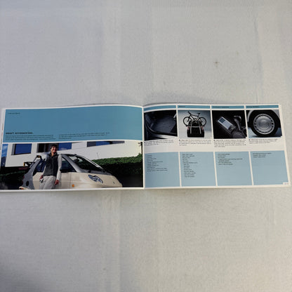 2006 Smart Fortwo Coupe and Fortwo Cabriolet CDI car Sales Brochure Catalog