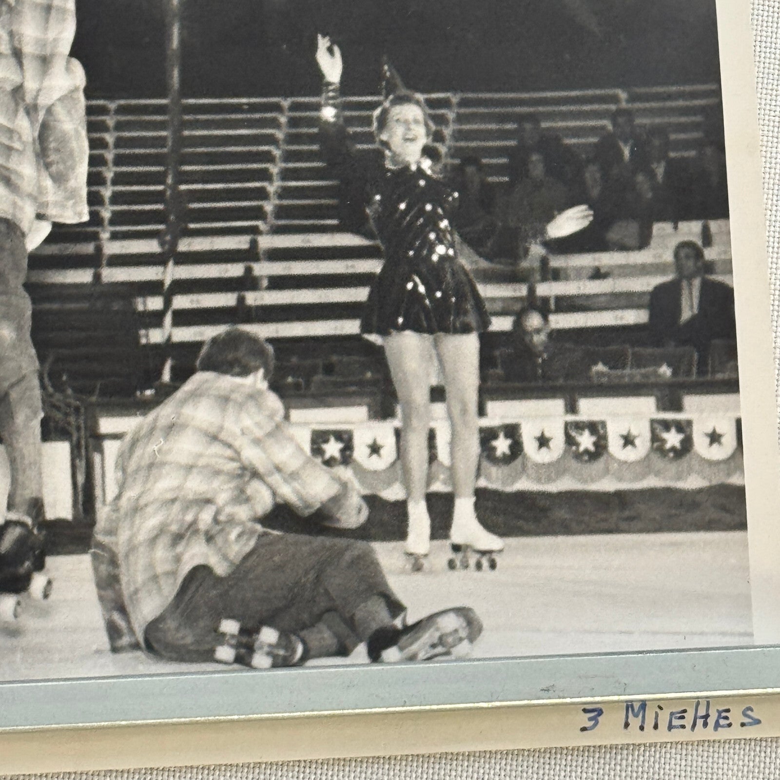 Circus Roller Skating Act Photo Photograph Print Vintage 3 Miehes