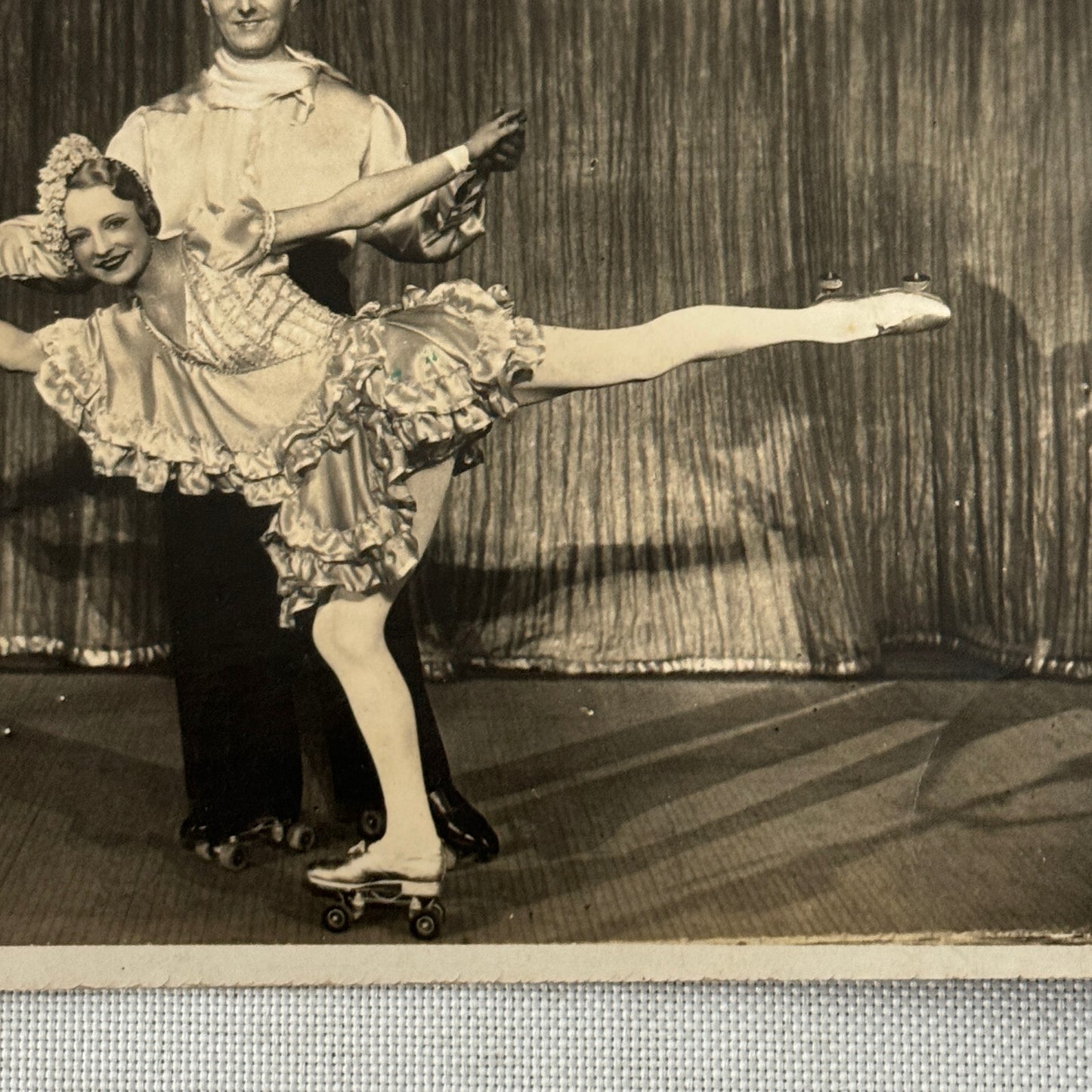 Vintage Roller Skating Act Postcard Post Card Circus The Boomgarden Patineurs