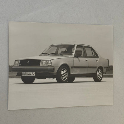 1982 Renault Press Kit Brochure Photos Renault 5 Turbo 9 14 Fuego 30 Alpine A310