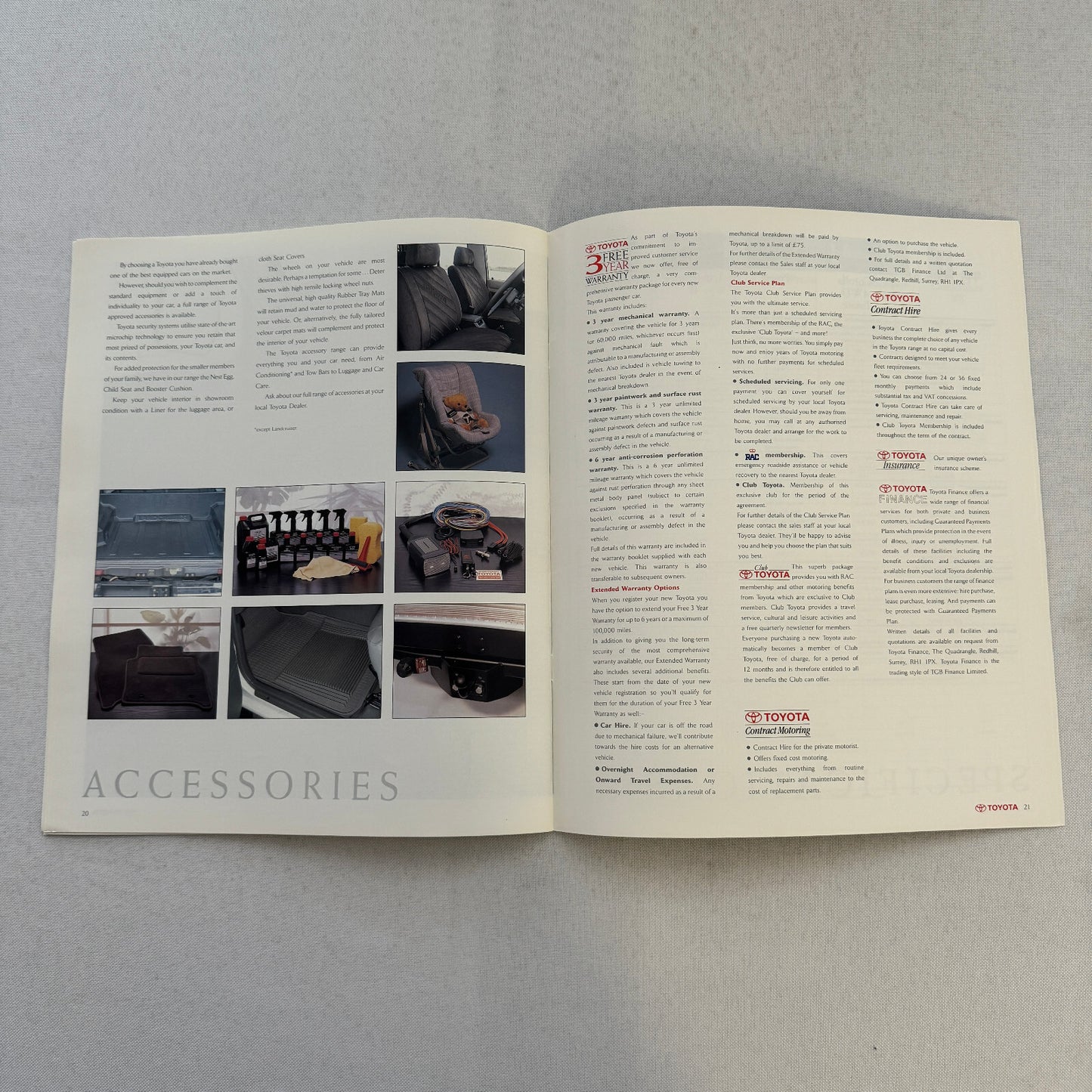 1990 Toyota Corolla 4WD Estate Previa Van Landcruiser Sales Brochure Catalog UK