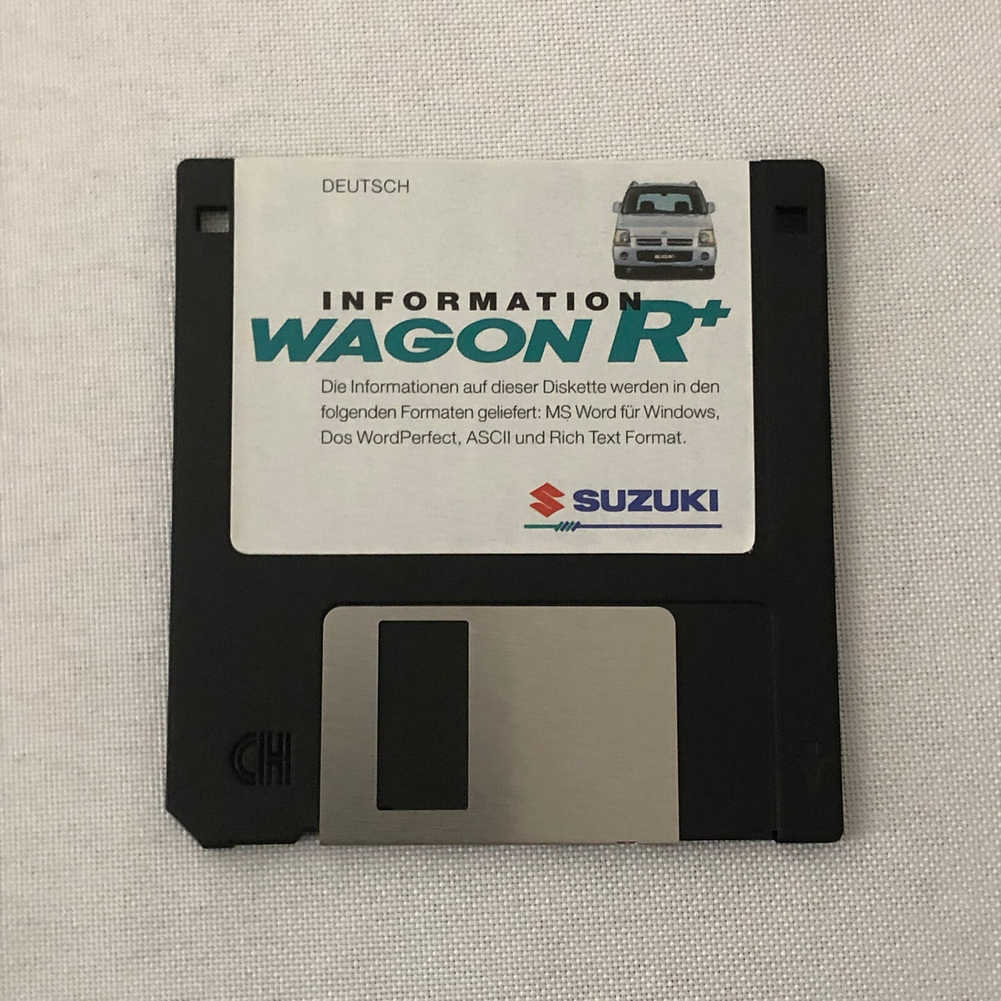 1997 Suzuki Wagon R Press Kit German Brochure Diskette 35mm Slides Photos