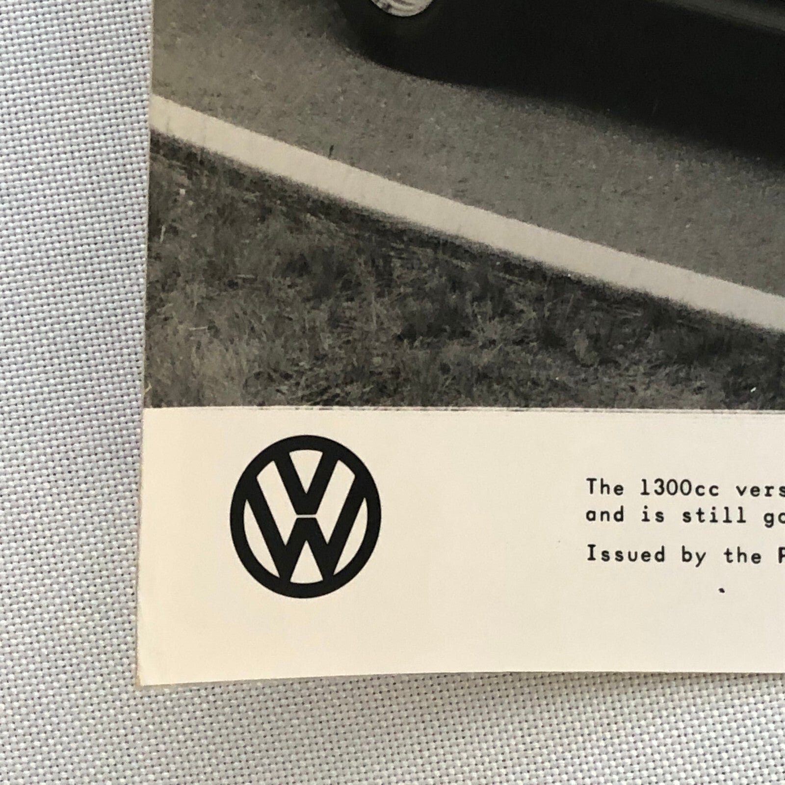1975 Volkswagen VW Beetle Factory Press Photo Photograph Print