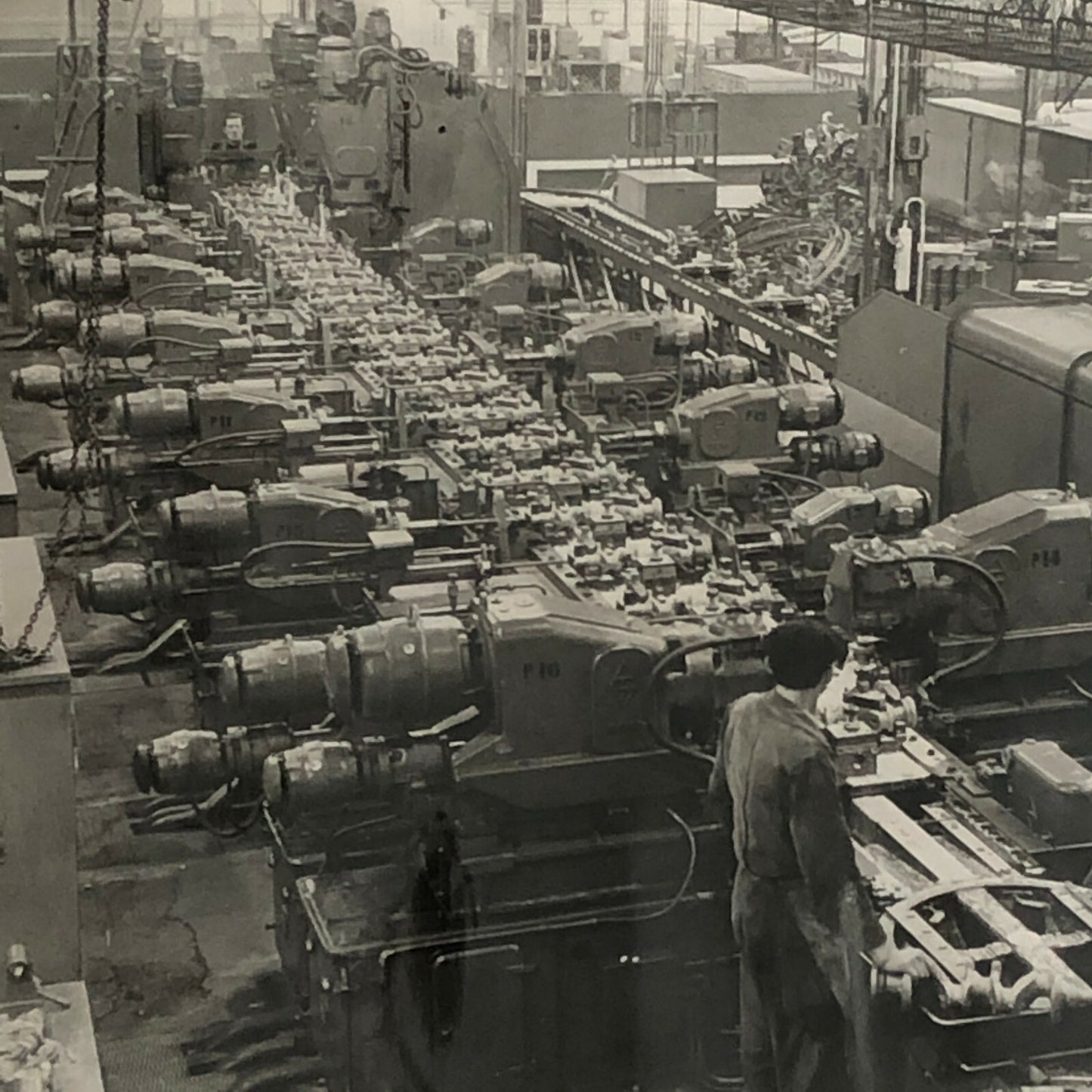 Vintage Renault Factory Building Press Photo Photograph Print Machines Worker +