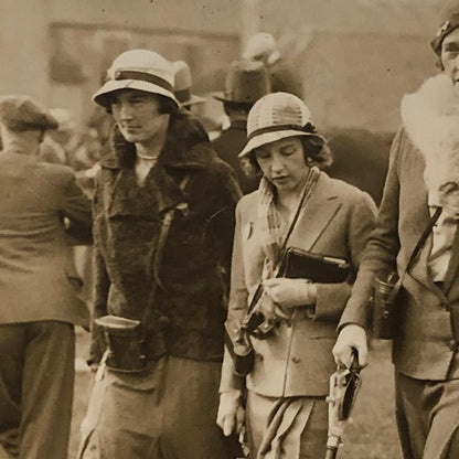 Press Photo Photograph Ladies at Horse Racing Edinburgh 1933 Underwood Photo