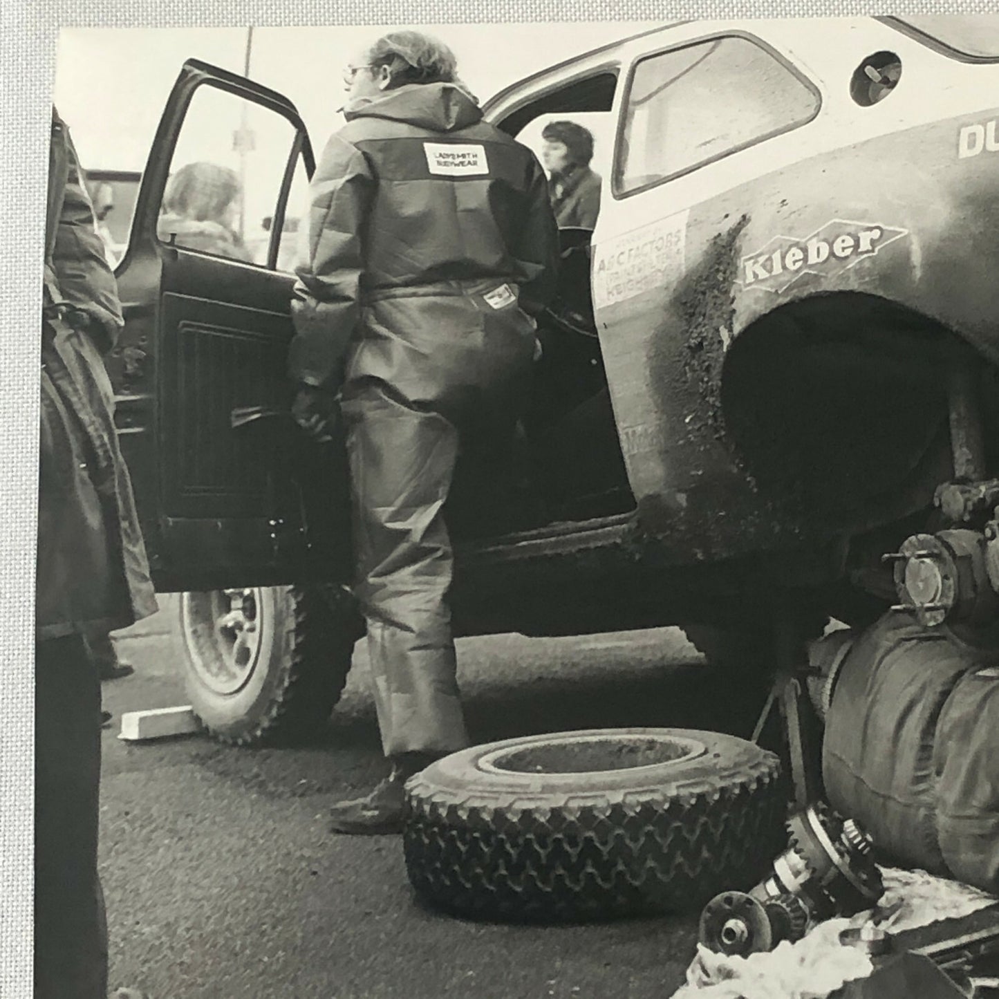 Vintage Rally Racing Photo Photograph 1974 Rallye RAC Car Mechanics
