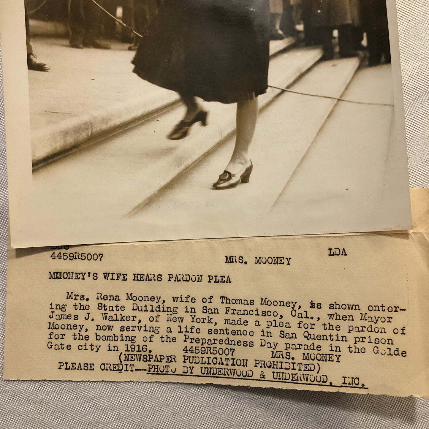 Press Photo Photograph Thomas Mooney Wife at Pardon Hearing San Francisco