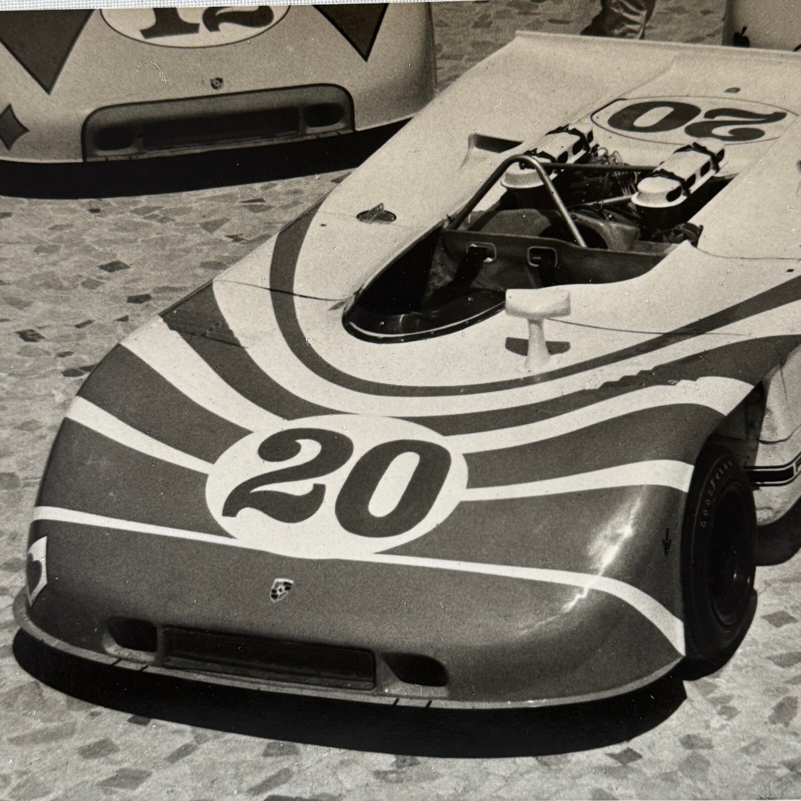 Porsche  Gulf 908-3 Factory Press Photo Photograph Print