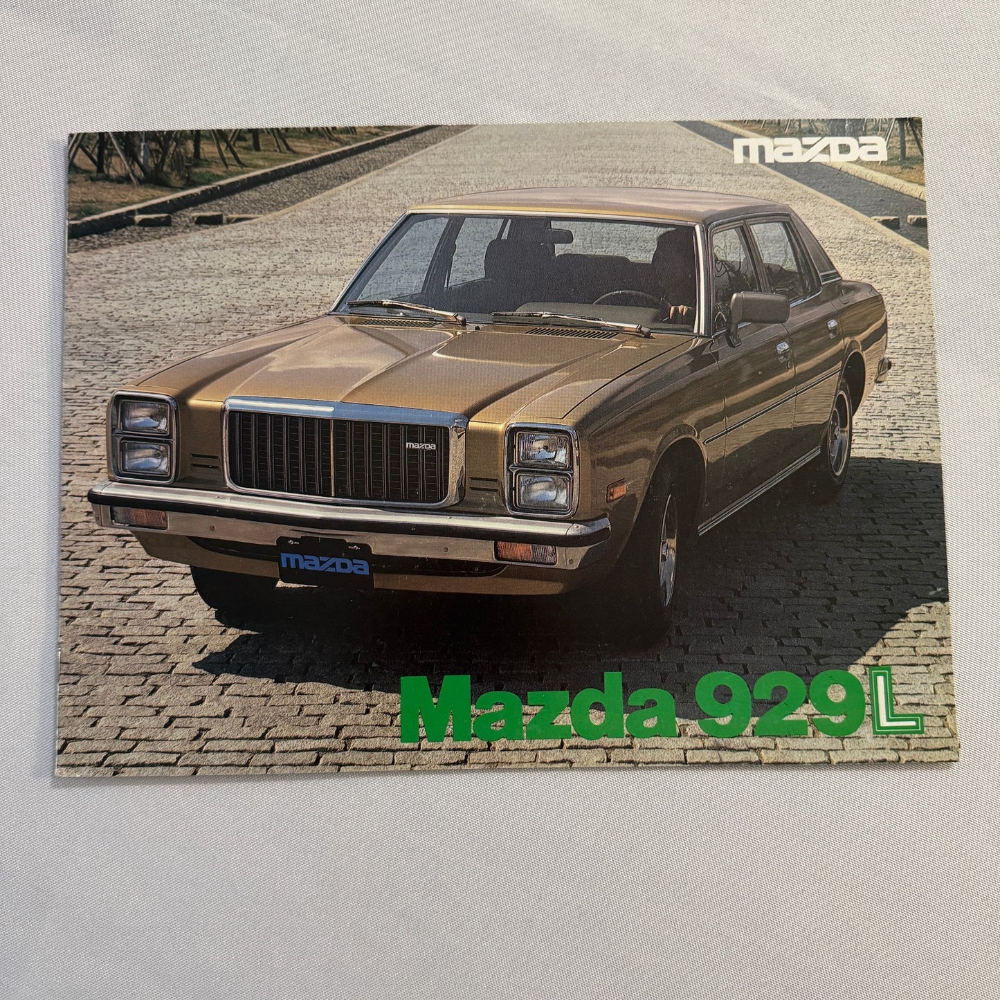 Vintage Mazda 929 L Legato Car Sales Brochure Mazda 929L DUTCH Text