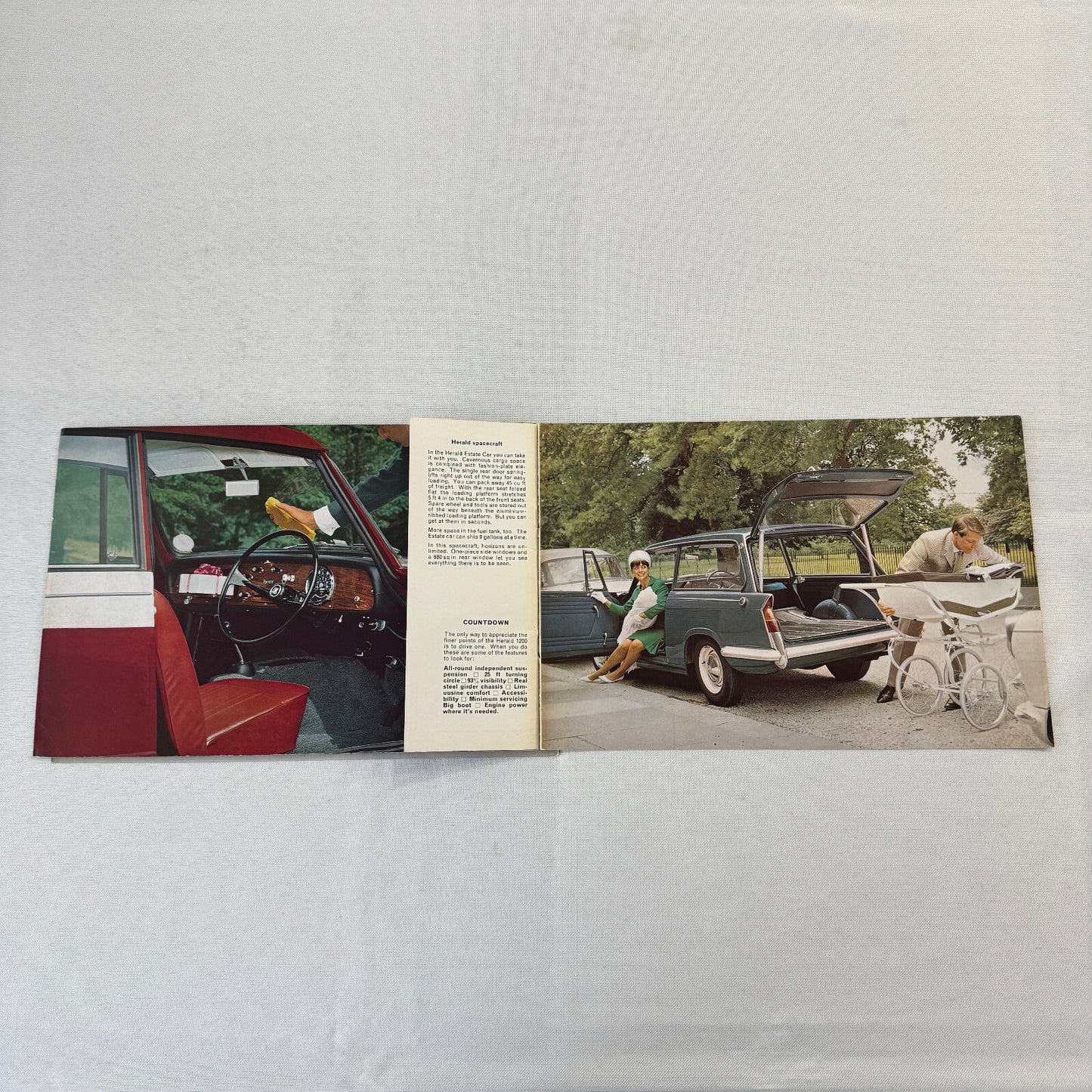 Triumph Herald 1200 Saloon Convertible Estate Wagon Car Sales Brochure Catalog