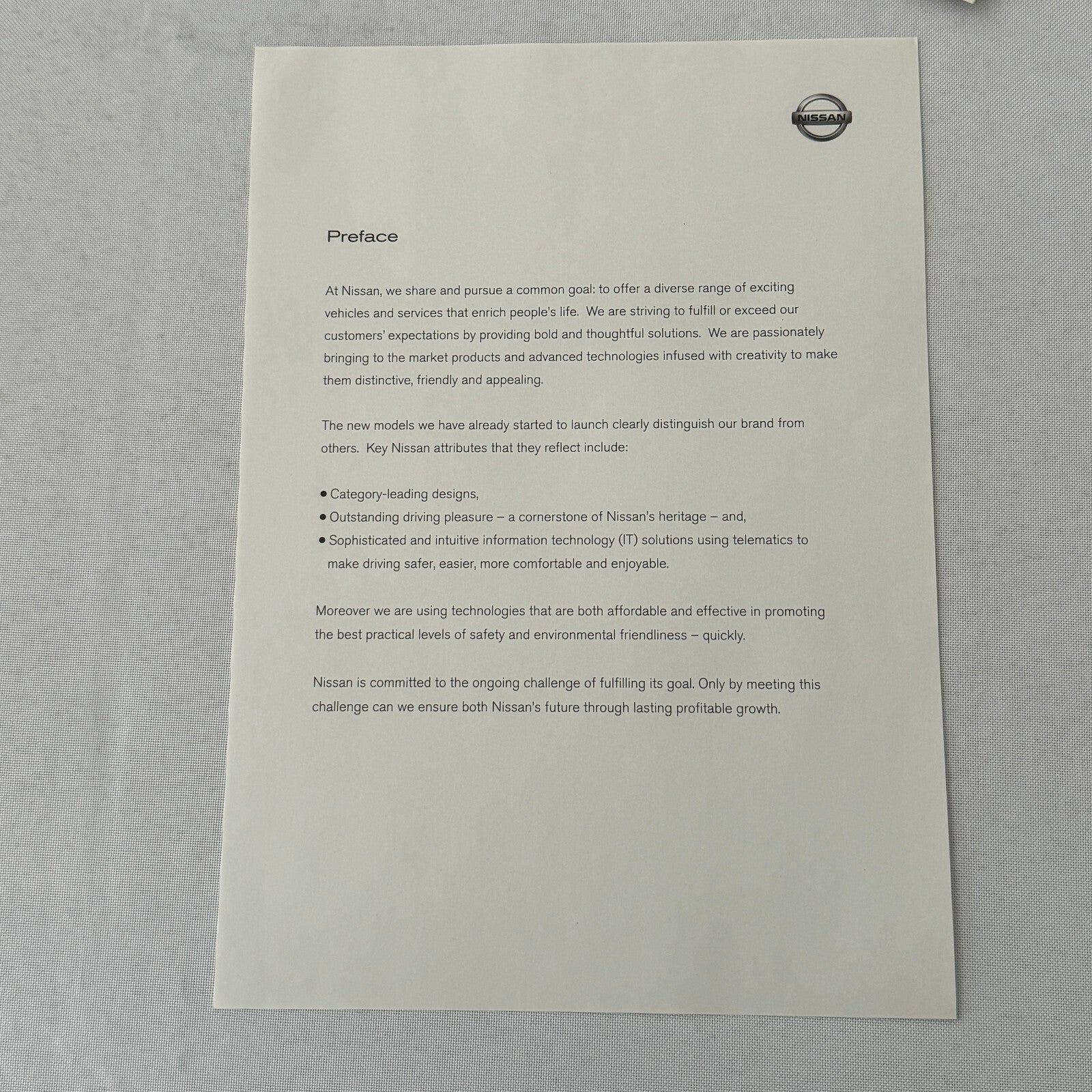 Nissan Tokyo Motor Show Concept Car Press KIt Brochure with CD Fairlady Z Nails