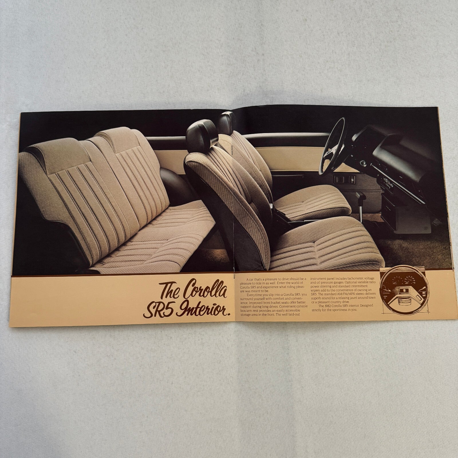 1982 Toyota Corolla Car Sales Brochure Catalog DLX SR5 Coupe Hardtop Wagon