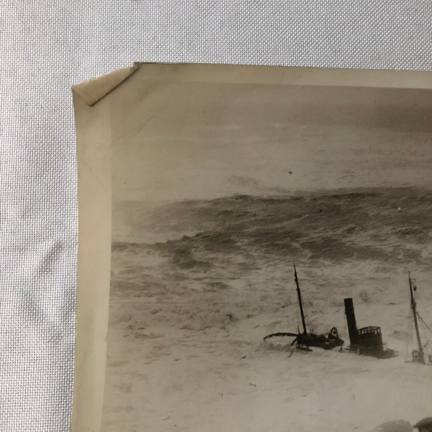 Shipwreck Sinking Ship Rescue Press Photo Photograph Aberdeen Trawler Boat