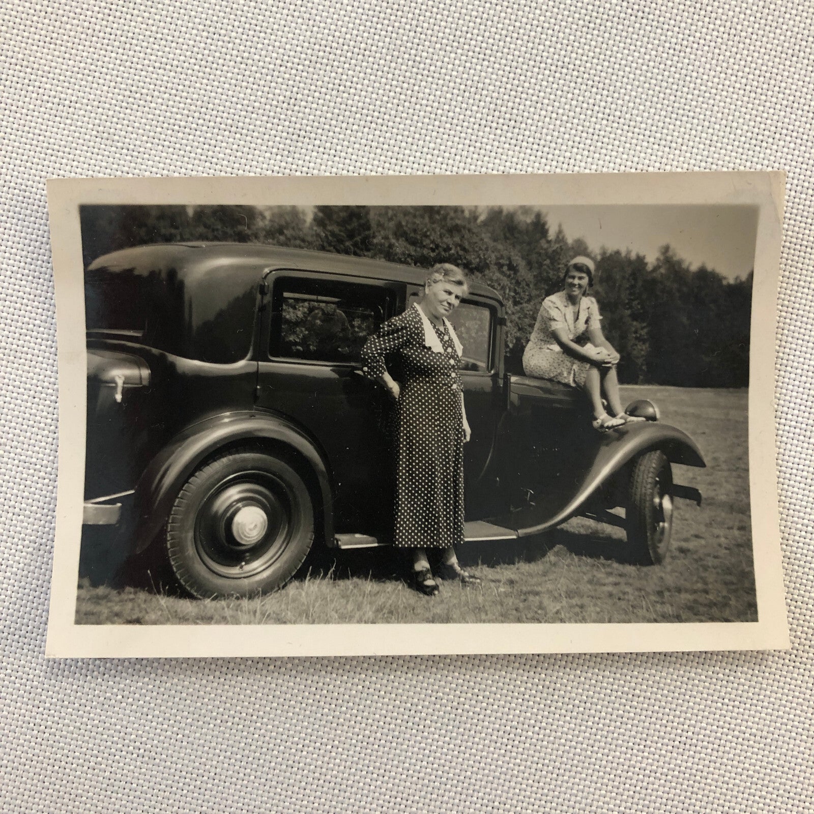 Vintage Photo Photograph Women with Car Automobile  - Tag AL22SM2
