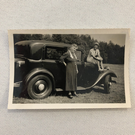 Vintage Photo Photograph Women with Car Automobile  - Tag AL22SM2