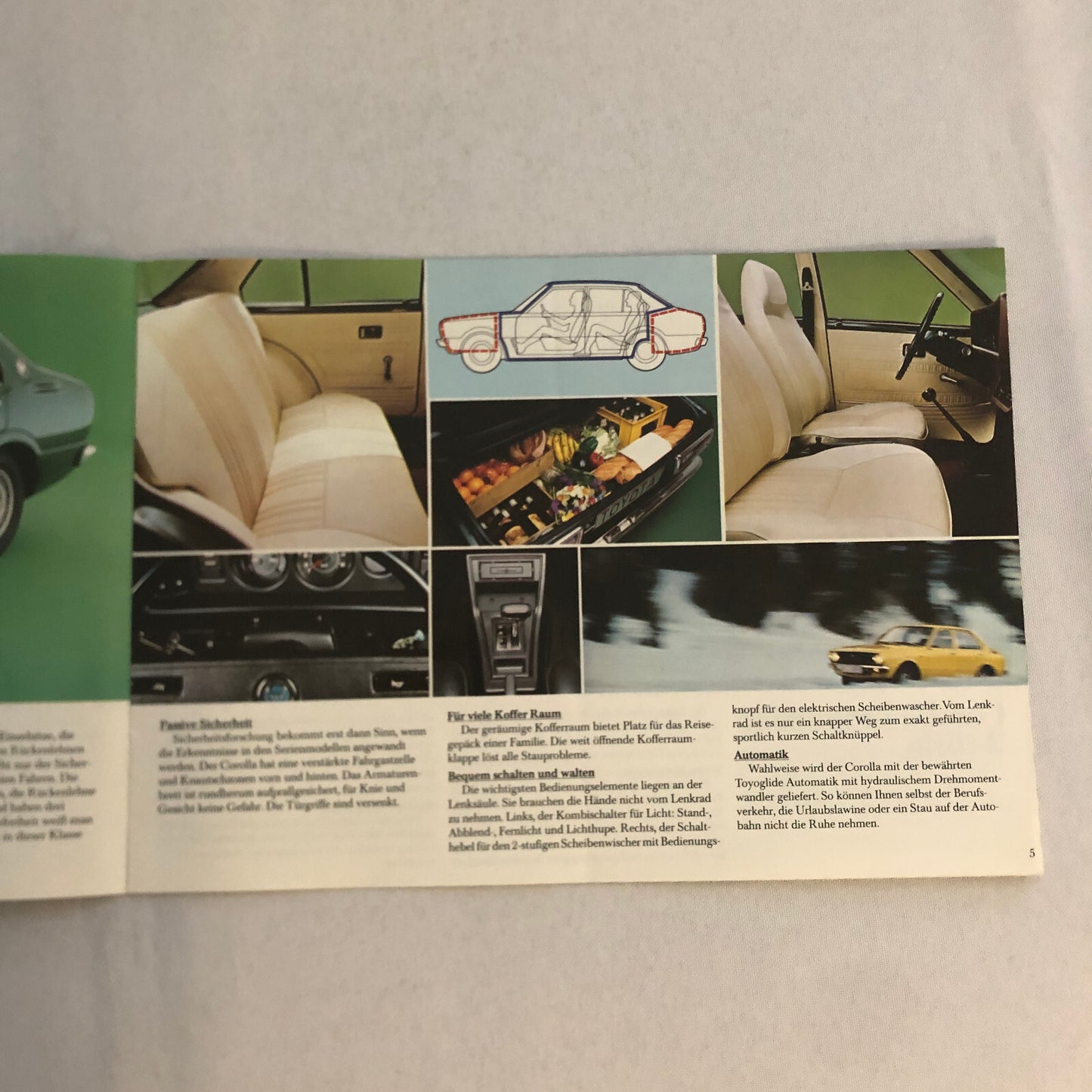 Toyota Corolla Car Sales Brochure Catalog 2 Door 4 Door Coupe Combi Wagon GERMAN