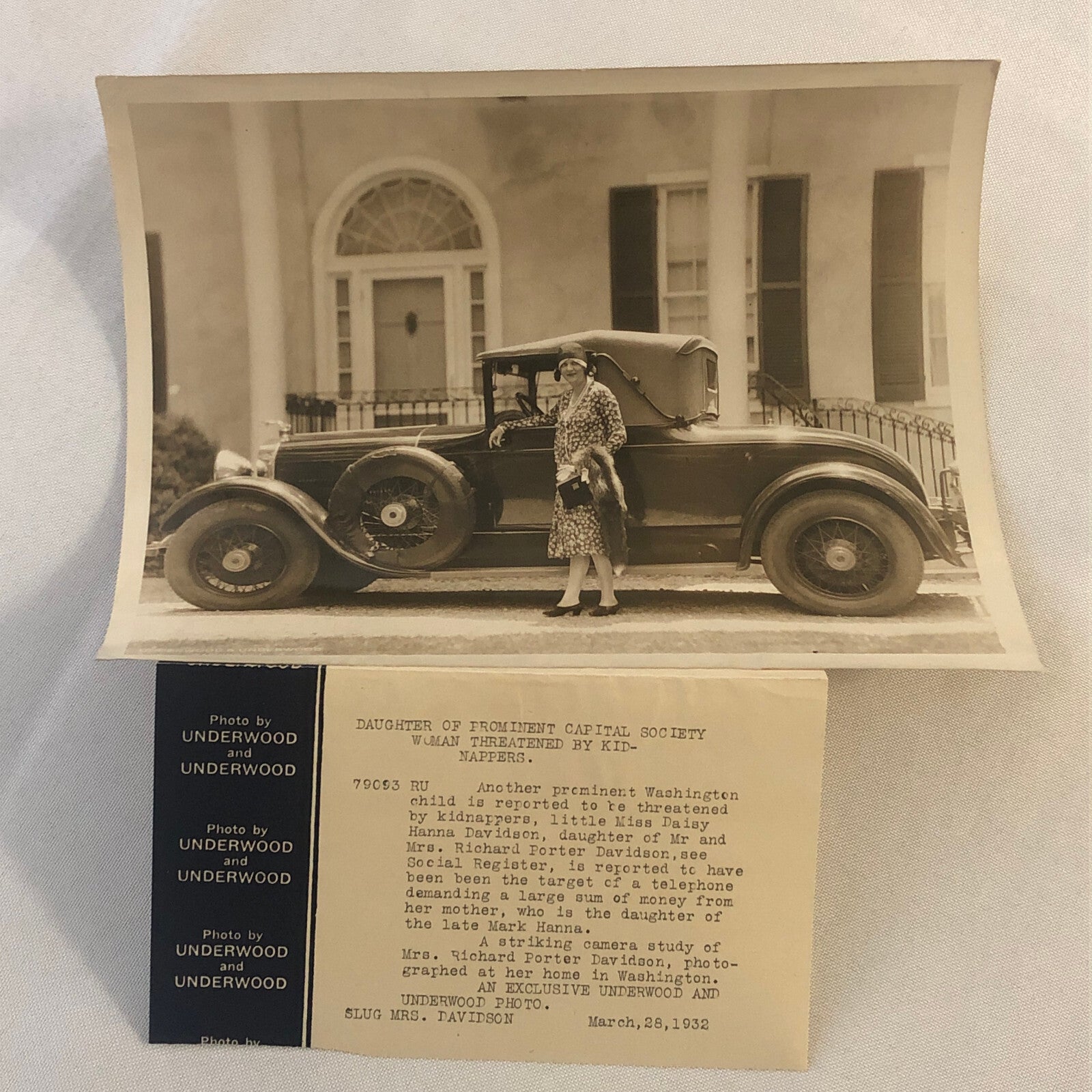 Press Photo Photograph Woman Targeted by Kidnappers Car Automobile Crime 1932