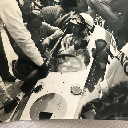 Vintage John Surtees Honda Grand Prix Racing Car Press Photo Photograph 