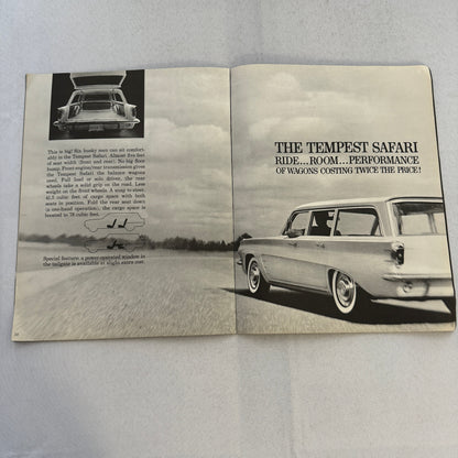 1960 Pontiac Tempest Car Sales Brochure Catalog Sedan Safari Station Wagon