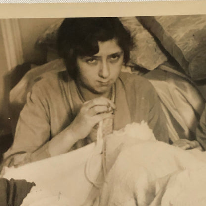 Vintage Press Photo Photograph Needlework Sewing Princess Marina Bed Spread