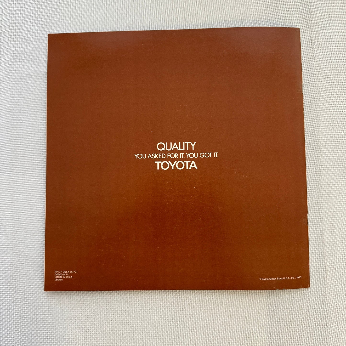 1977 Toyota Corolla Car Sales Brochure Catalog SR5 SR-5 Liftback Hardtop Wagon