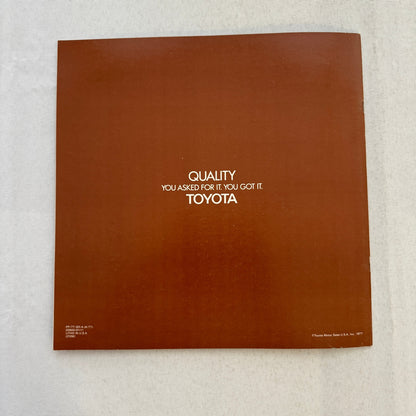 1977 Toyota Corolla Car Sales Brochure Catalog SR5 SR-5 Liftback Hardtop Wagon