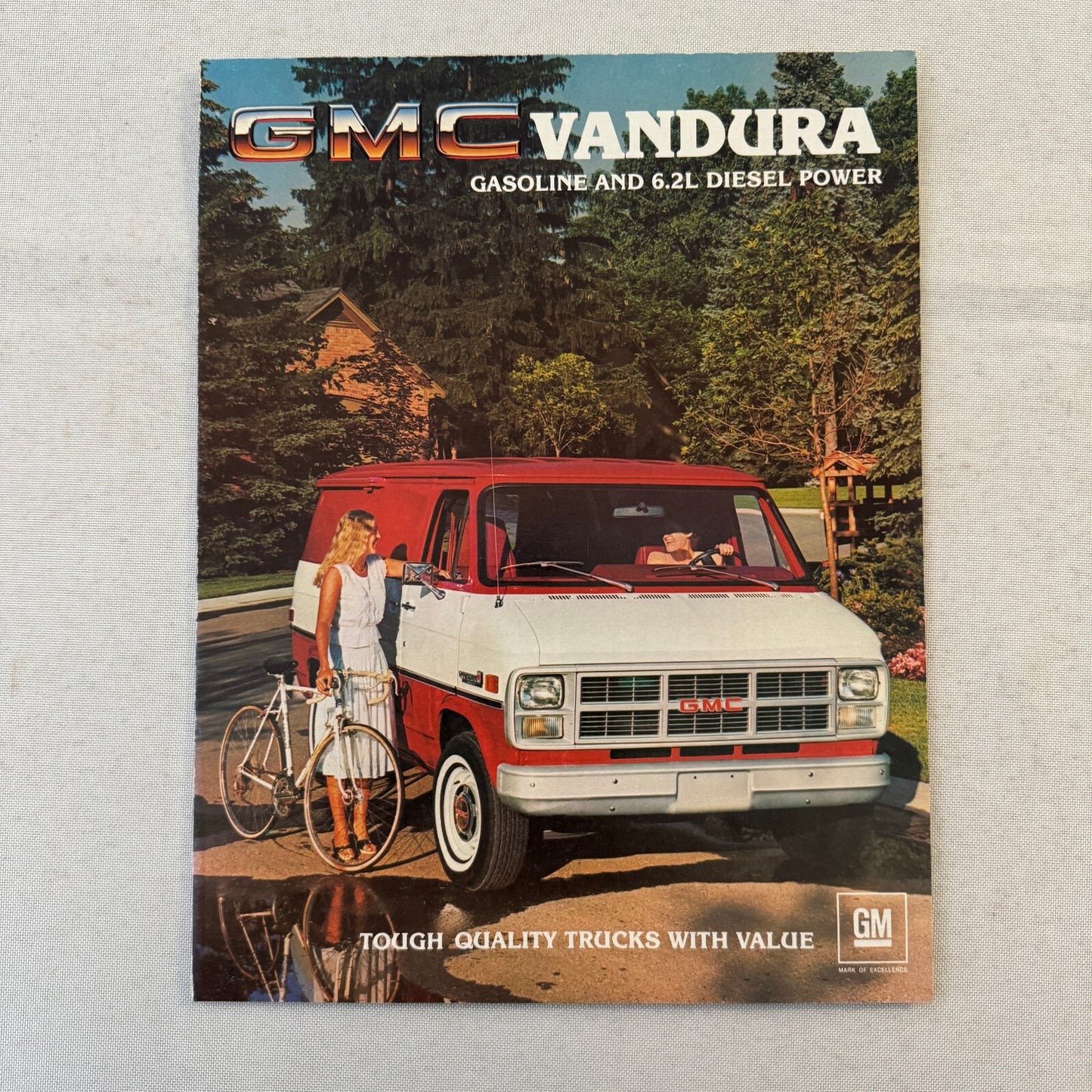 1983 GMC Vandura Van Truck Sales Brochure Catalog Special Camper Magnavan