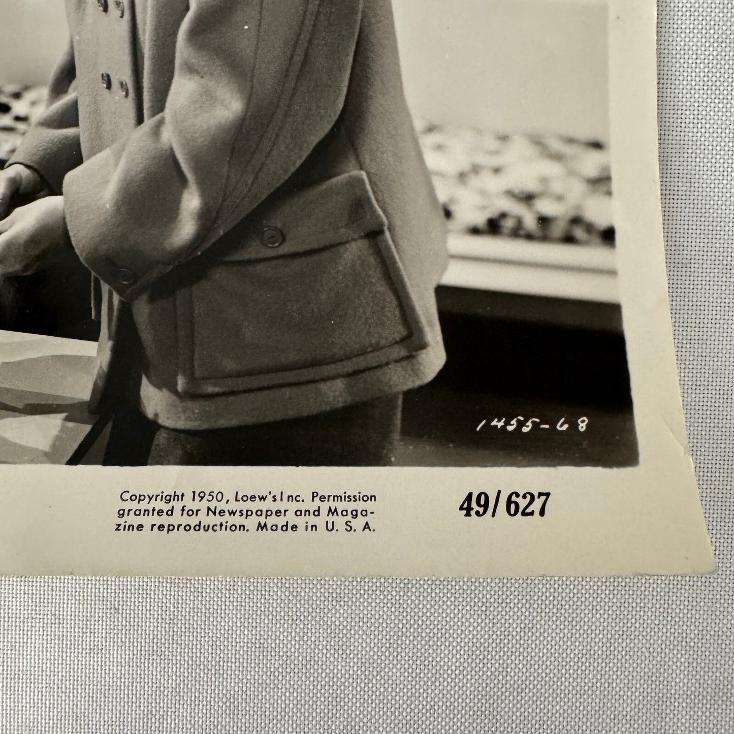 Vintage Movie Film Press Photo Photograph Print Shadow on the Wall 1950