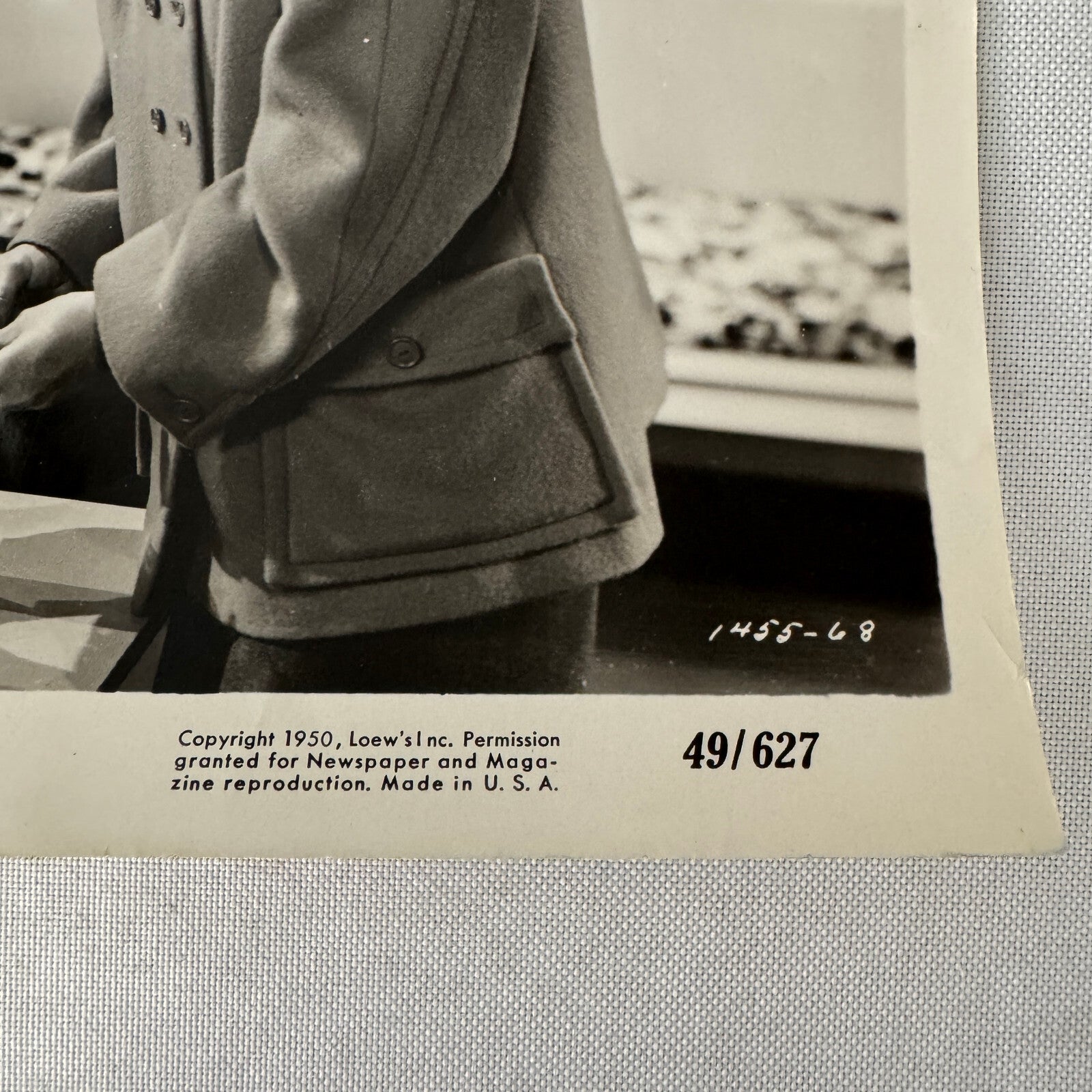 Vintage Movie Film Press Photo Photograph Print Shadow on the Wall 1950