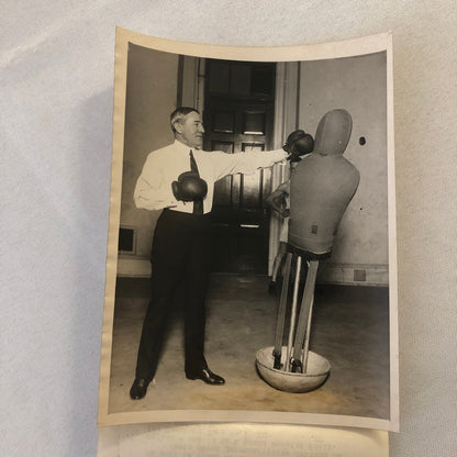 Press Photo Photograph Boxing Boxer Representative Fred A Britten Illinois Gym