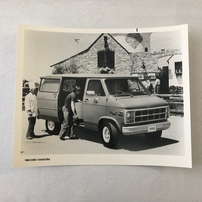 1980 GMC Vandura Van Truck Press Photo Photograph Print