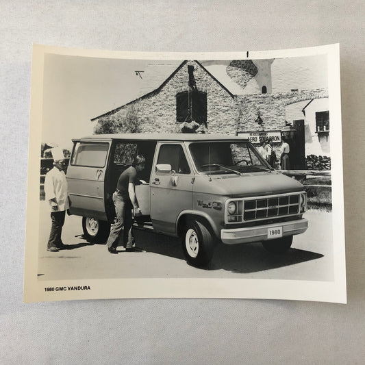 1980 GMC Vandura Van Truck Press Photo Photograph Print