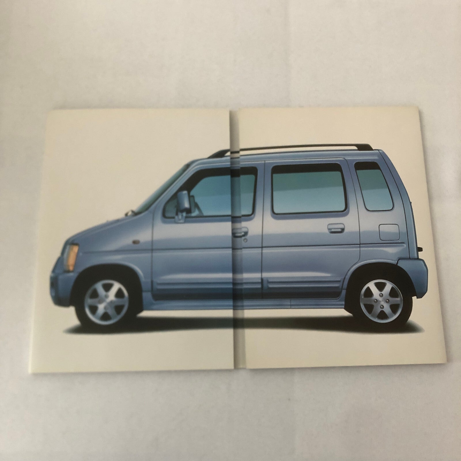 1997 Suzuki Wagon R Press Kit German Brochure Diskette 35mm Slides Photos