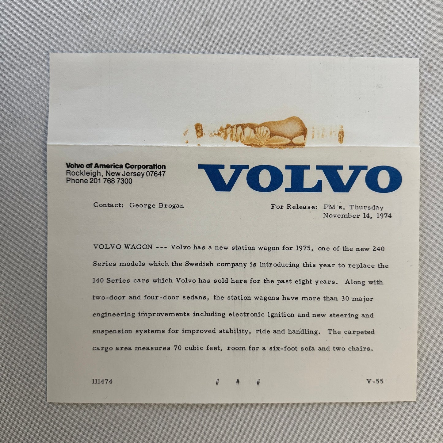1975 Volvo Press Kit Brochure w/ Photos 164 240 Series Sedan Station Wagon 