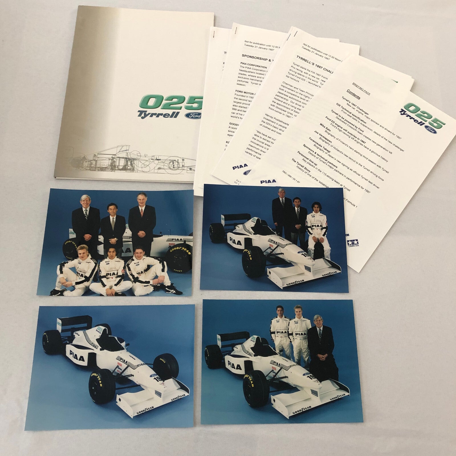 1997 Tyrrell Ford 025 Racing Car Team Press Kit Photos Mika Salo