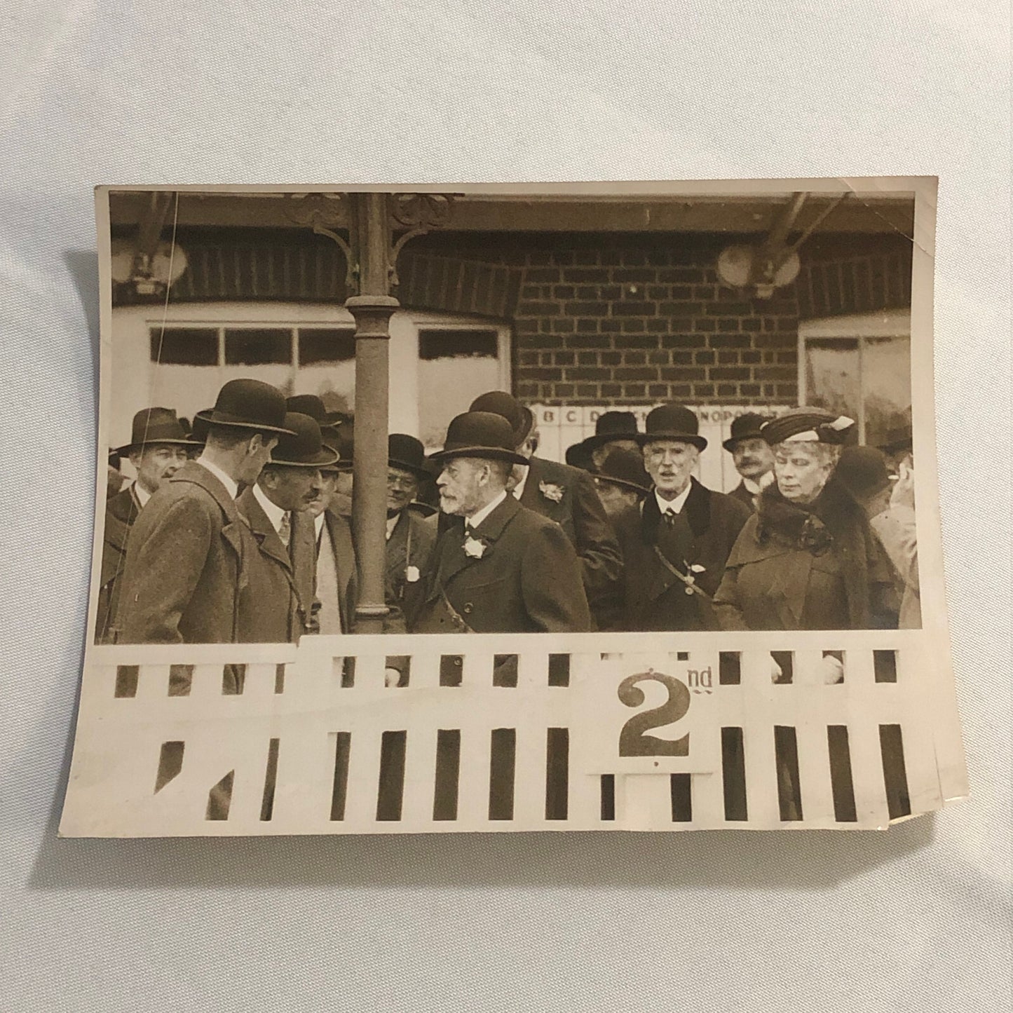 Press Photo Photograph King George Queen Mary at Horse Race Limelight 1933