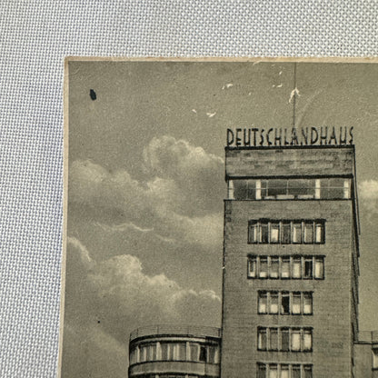 Vintage German Postcard Post Card Essen Deutschlandhaus Building Car Automobile