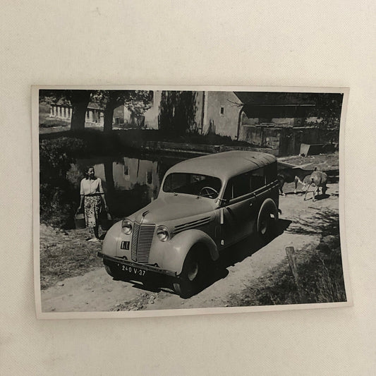 Vintage Renault Juvaquatre 300 KG Brake Factory Press Photo Photograph