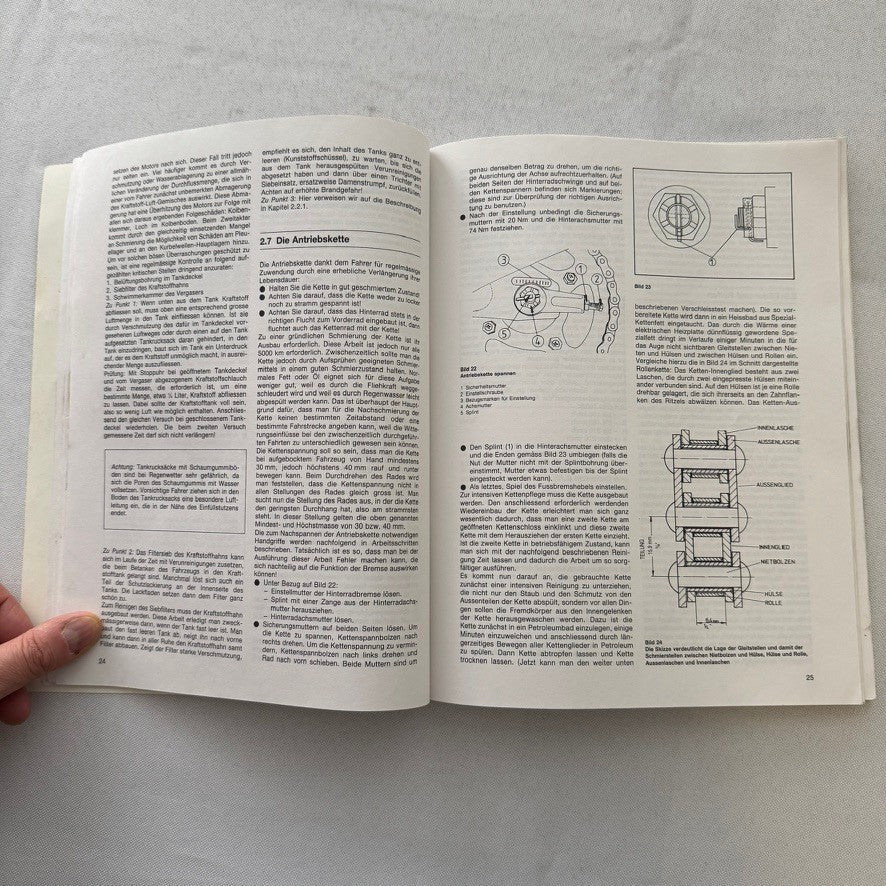 1980 Yamaha RD250LC RD350LC Motorcycle Bike Repair Manual Book GERMAN